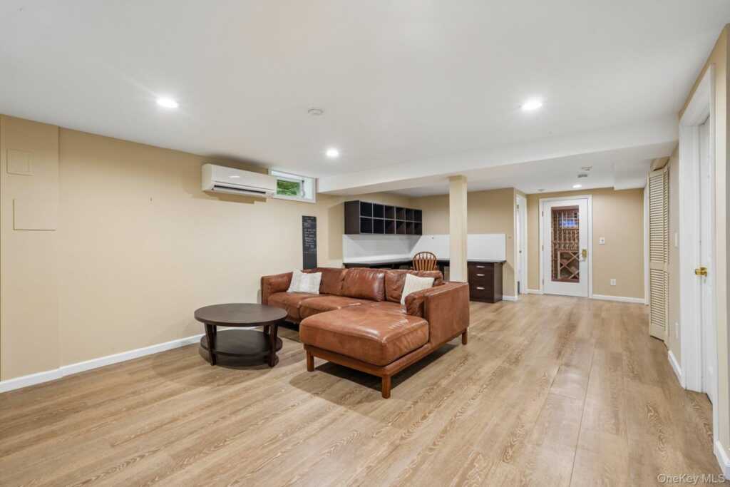 3 Zeck Court, Suffern, NY 10901 - Photo 28 of 50