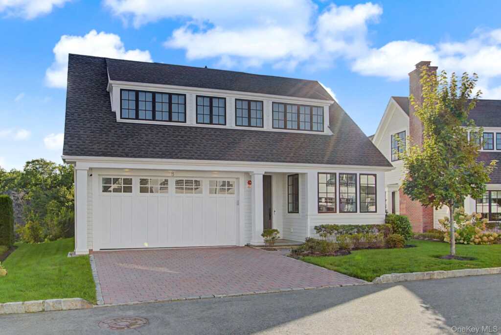 8 Jasmine Lane, Rye, NY 10573