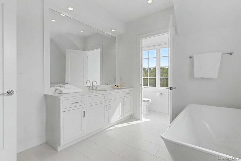 8 Jasmine Lane, Rye, NY 10573 - Photo 24 of 50