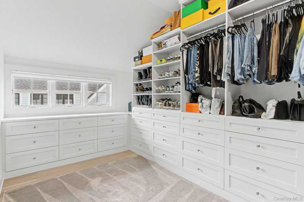 8 Jasmine Lane, Rye, NY 10573 - Photo 25 of 50