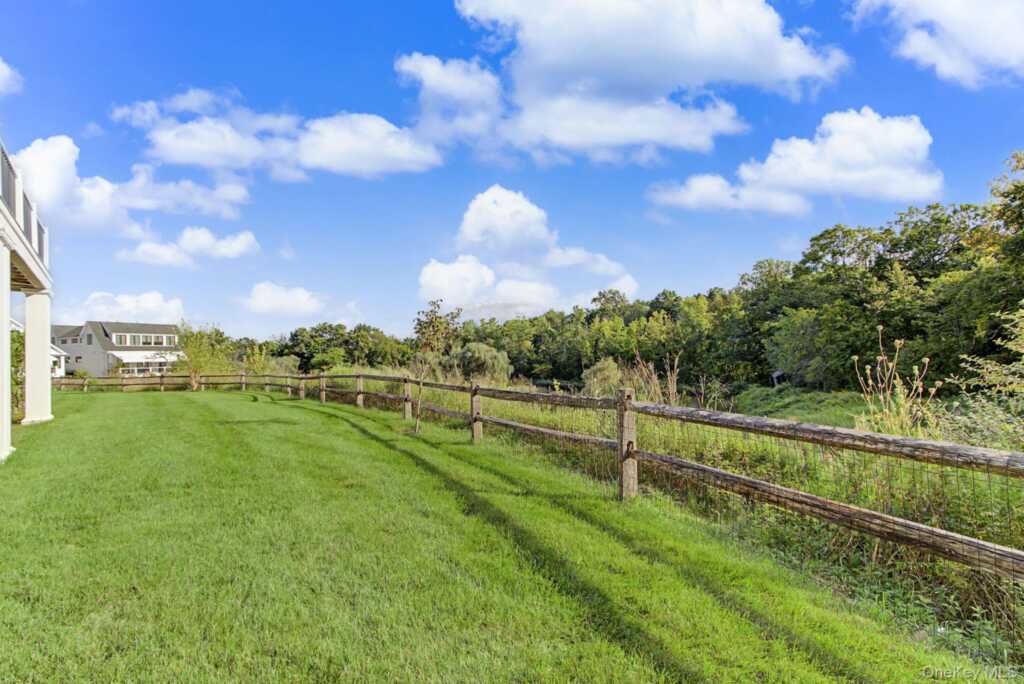 8 Jasmine Lane, Rye, NY 10573 - Photo 38 of 50