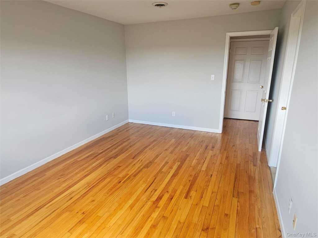 18 Pavilion Ridge Way, Unit #1, Suffern, NY 10901 - Photo 9 of 12