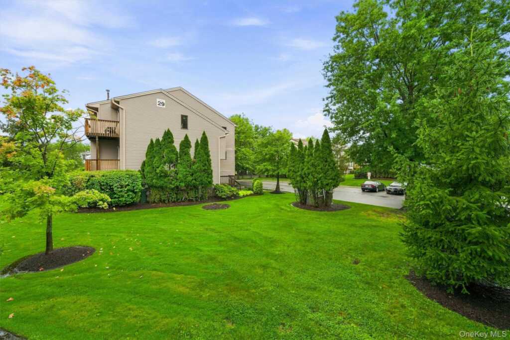 6 Ryan Court, Nanuet, NY 10954 - Photo 42 of 46
