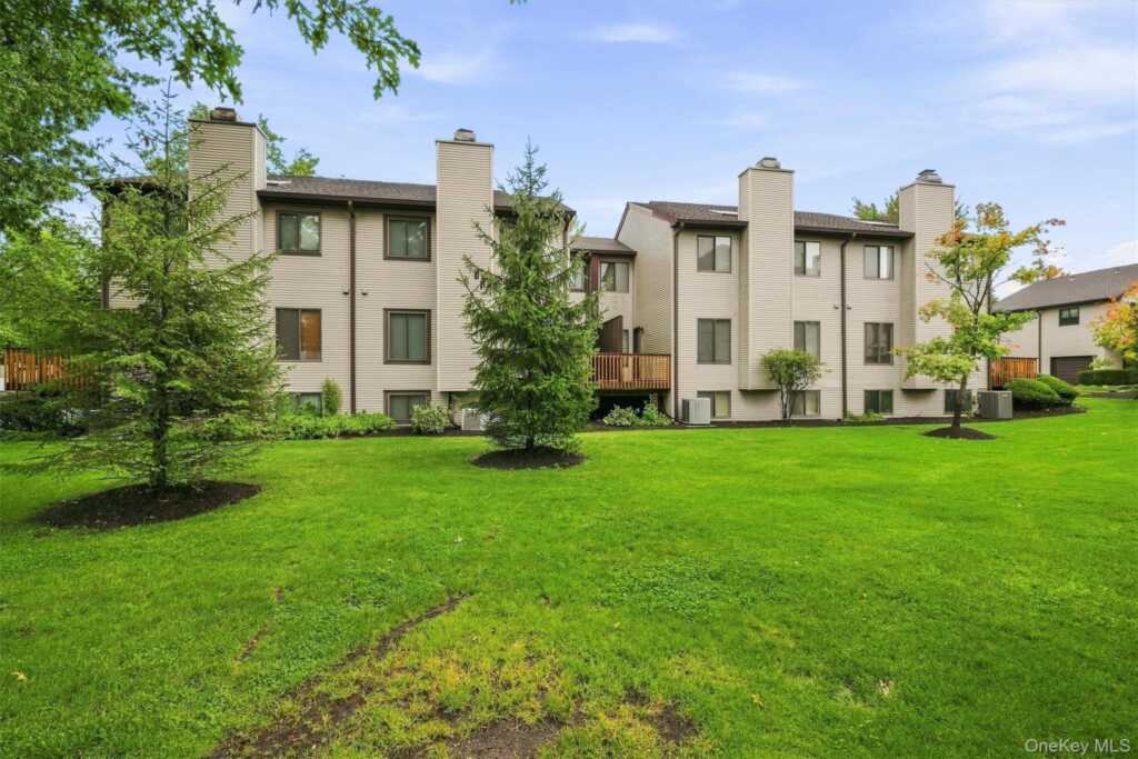 6 Ryan Court, Nanuet, NY 10954 - Photo 43 of 46
