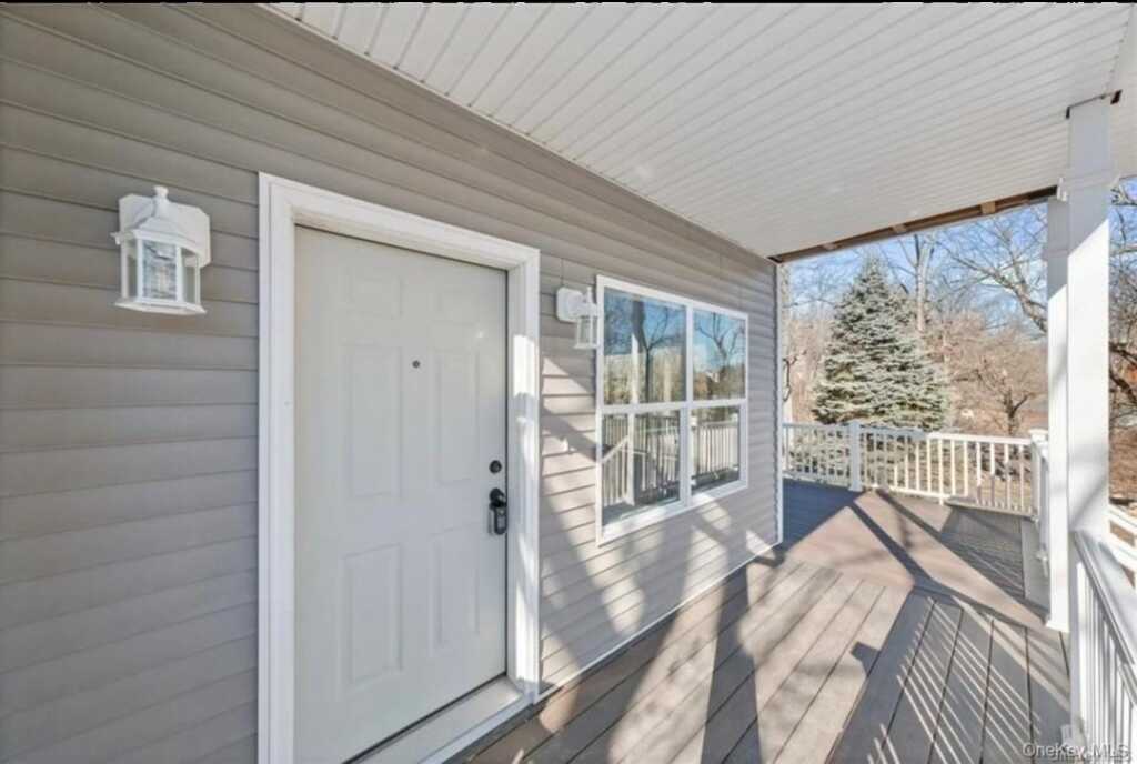 17 Chestnut Street, Stony Point, NY 10980 - Photo 2 of 20