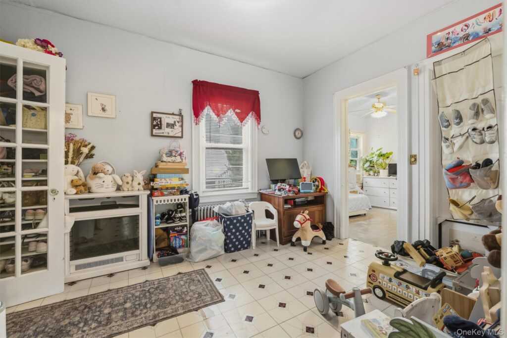 20 Grace Church Street, Rye, NY 10573 - Photo 15 of 33