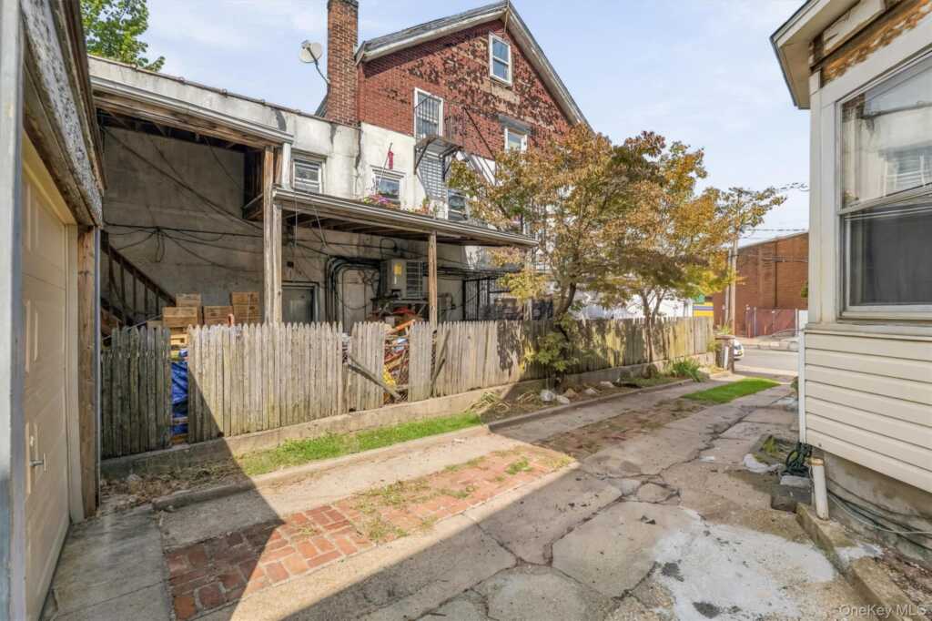20 Grace Church Street, Rye, NY 10573 - Photo 31 of 33