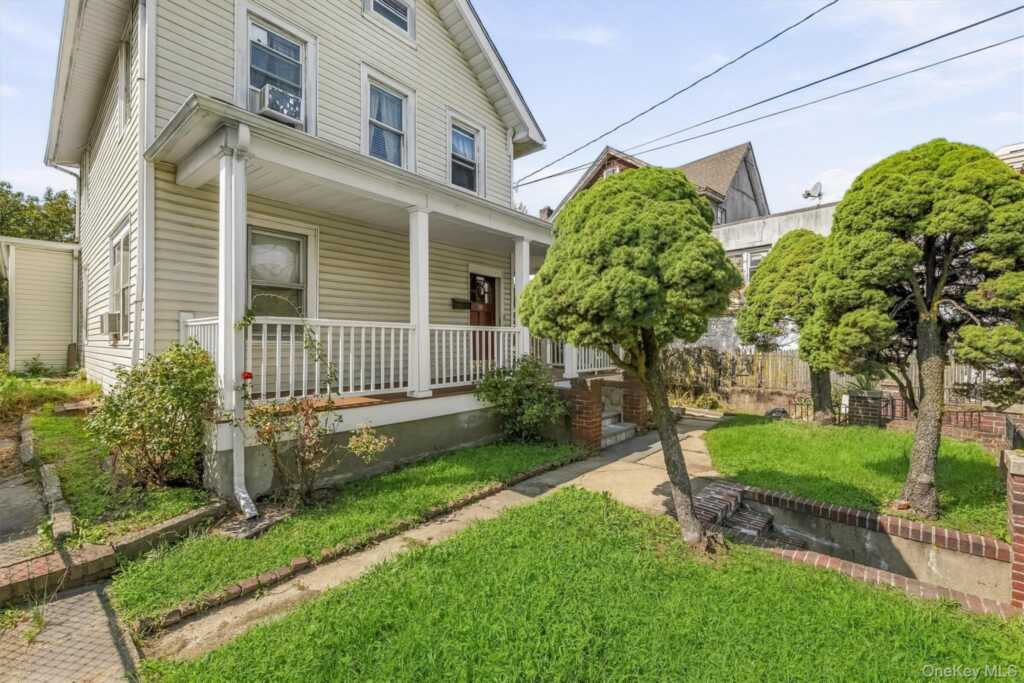 20 Grace Church Street, Rye, NY 10573 - Photo 5 of 33
