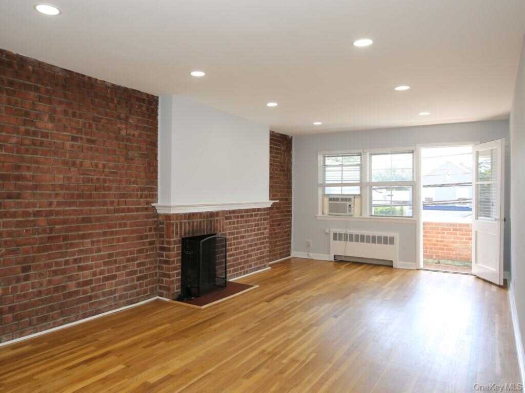 100 Theodore Fremd Avenue, Unit #A1H, Rye, NY 10580 - Photo 3 of 8