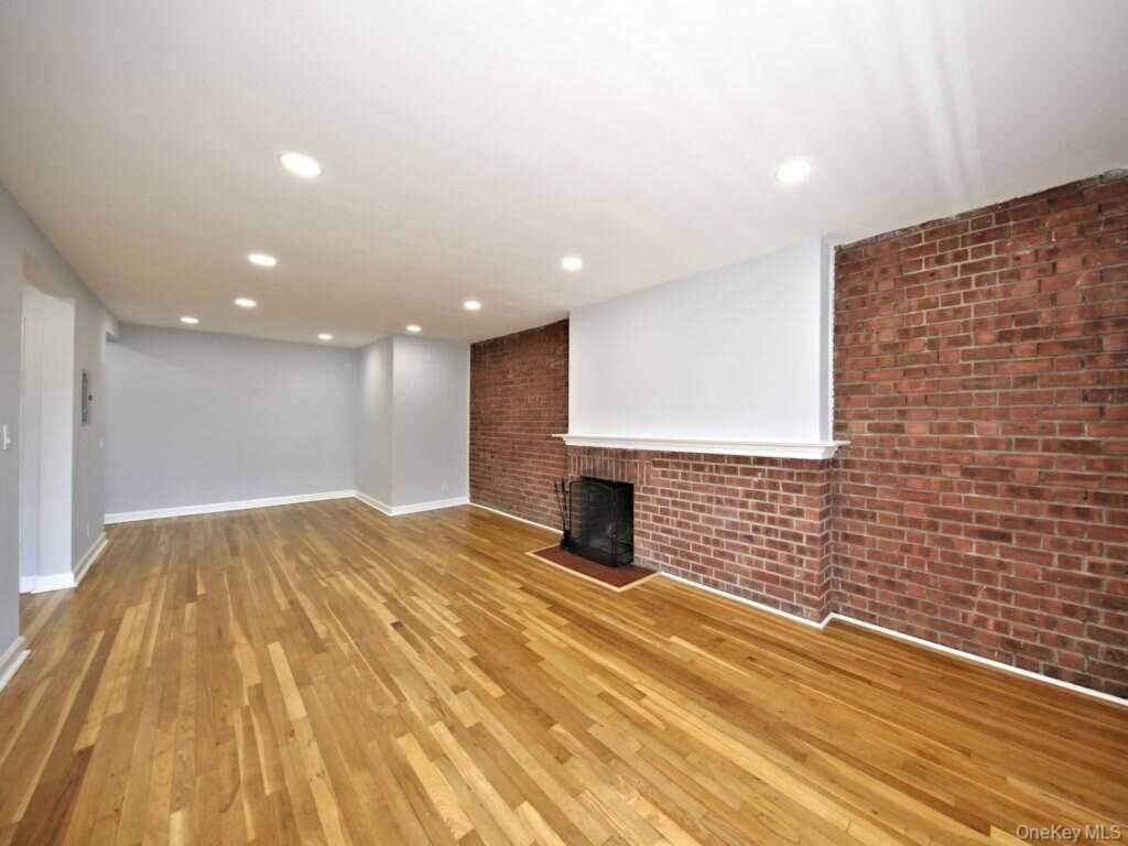 100 Theodore Fremd Avenue, Unit #A1H, Rye, NY 10580 - Photo 5 of 8