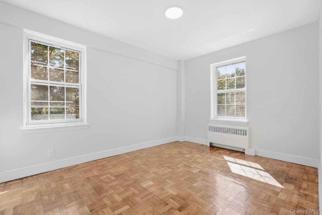 220 Pelham Road, Unit #2C, New Rochelle, NY 10805 - Photo 19 of 35