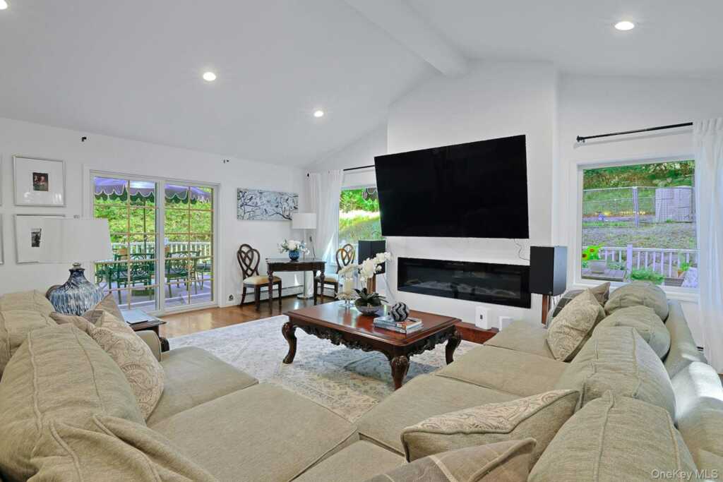 16 Annette Lane, Suffern, NY 10901 - Photo 11 of 45