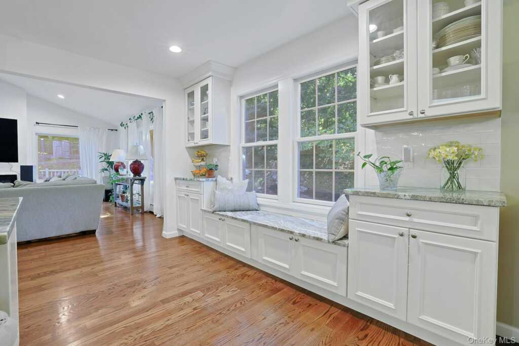 16 Annette Lane, Suffern, NY 10901 - Photo 9 of 45