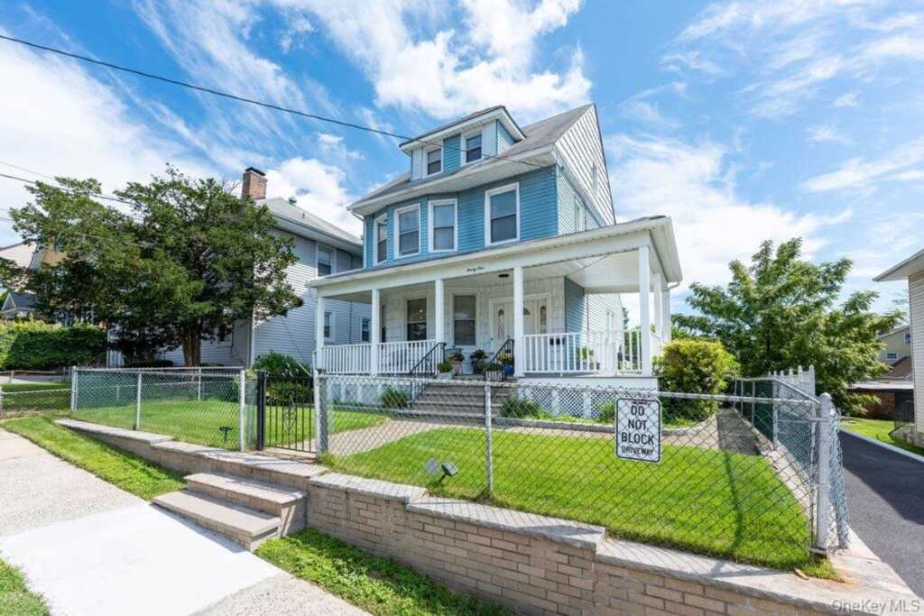 21 Mount Joy Place, New Rochelle, NY 10801 - Photo 44 of 50