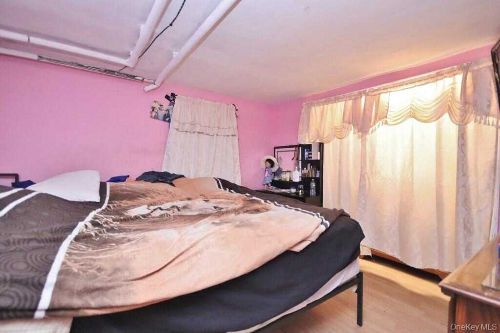 5 Highland Avenue, Suffern, NY 10901 - Photo 26 of 32