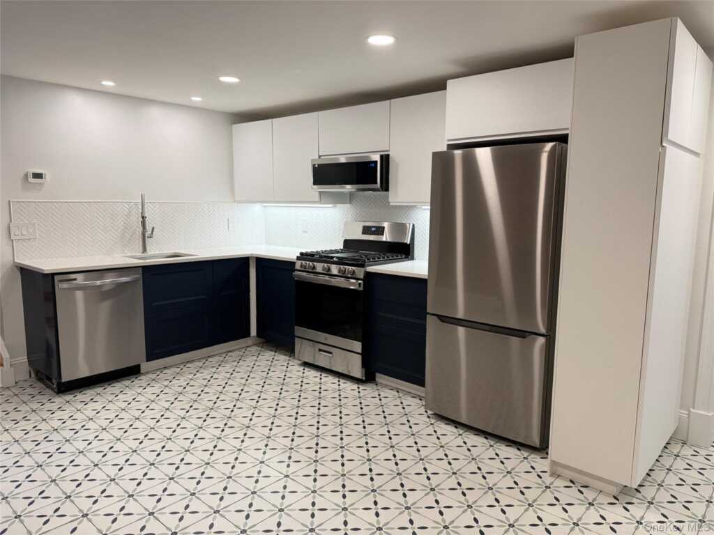 27 Bridge Street, Unit #1, Nyack, NY 10960 - Photo 11 of 30