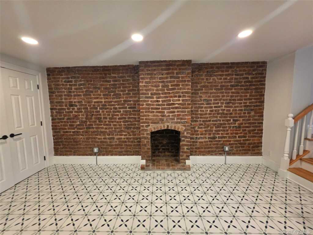 27 Bridge Street, Unit #1, Nyack, NY 10960 - Photo 12 of 30