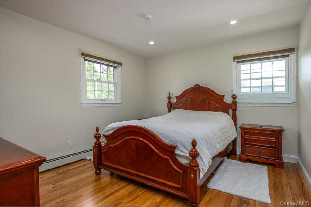 18 De Halve Maen Drive, Stony Point, NY 10980 - Photo 13 of 21