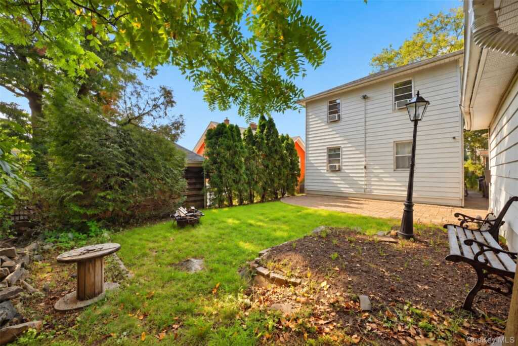 47-49 Sylvan Place, New Rochelle, NY 10801 - Photo 32 of 36