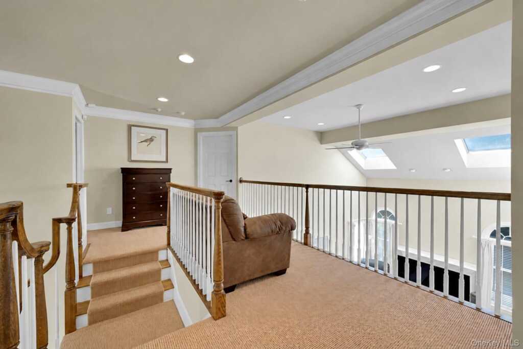 16 Eagle Court, White Plains, NY 10605 - Photo 21 of 49