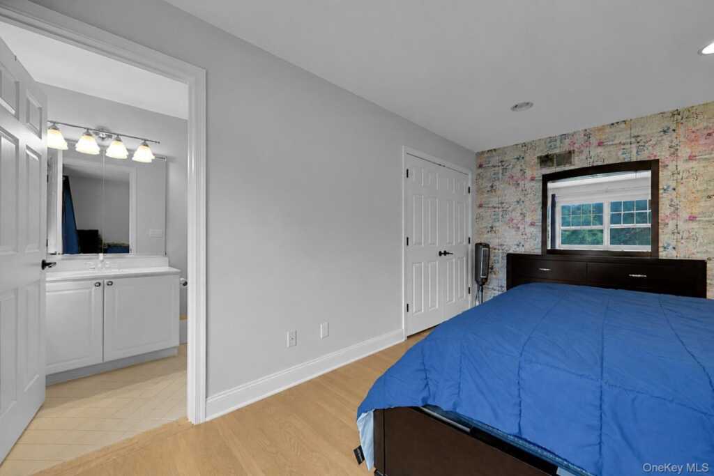 16 Eagle Court, White Plains, NY 10605 - Photo 29 of 49