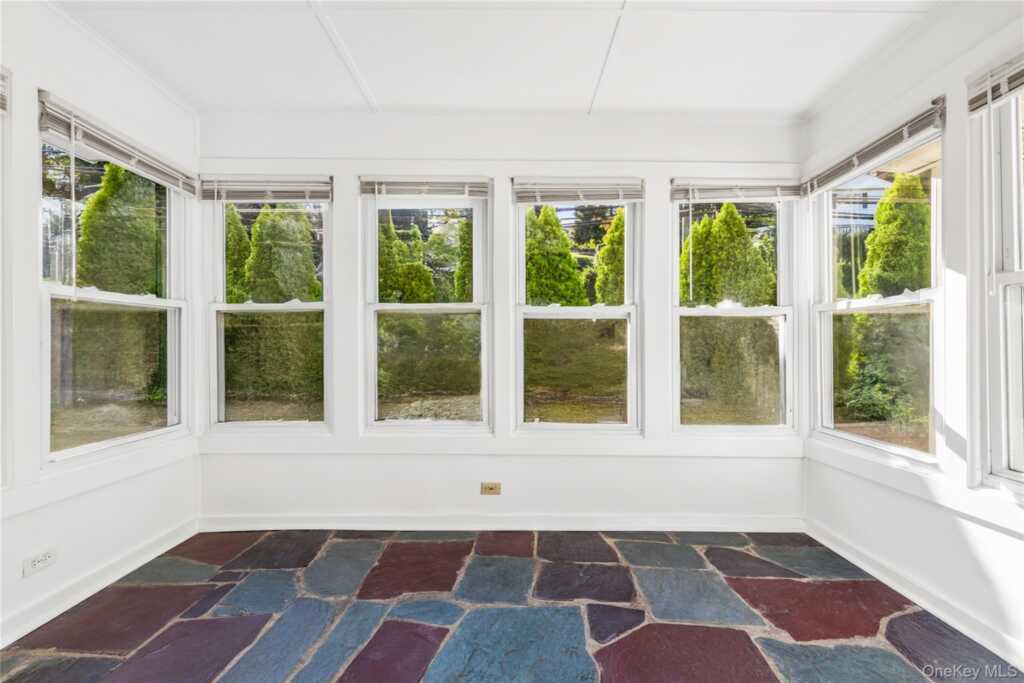 2 Argyle Road, Rye, NY 10573 - Photo 15 of 22