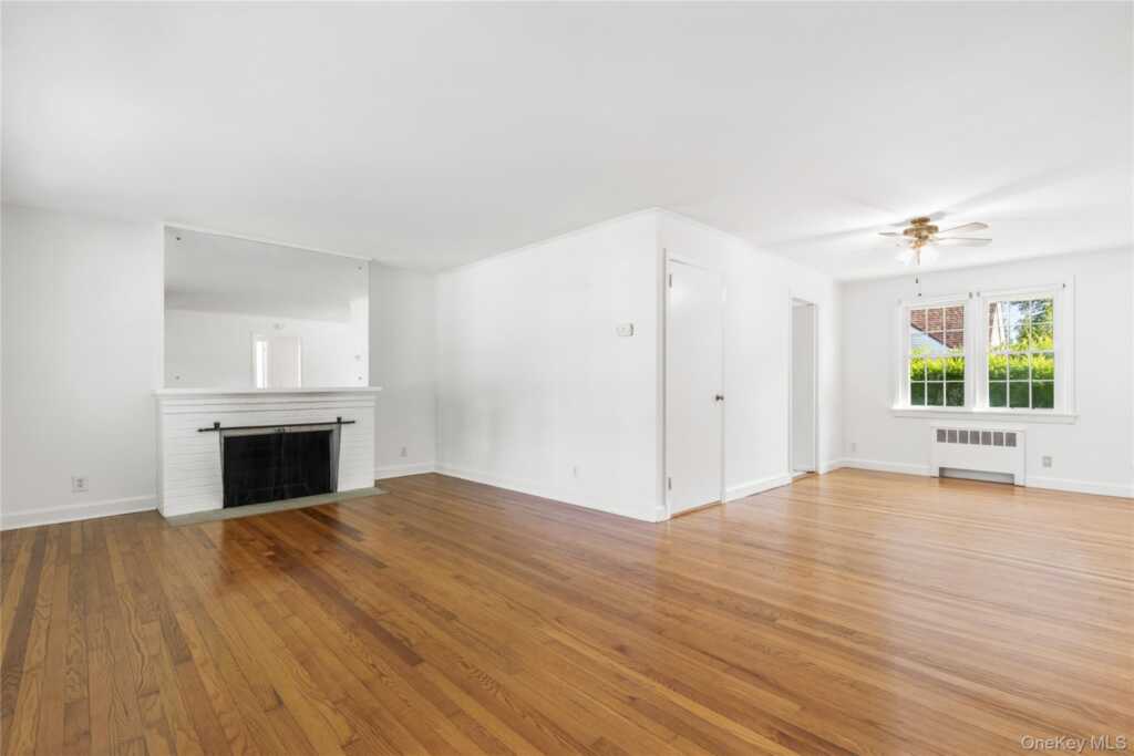 2 Argyle Road, Rye, NY 10573 - Photo 2 of 22