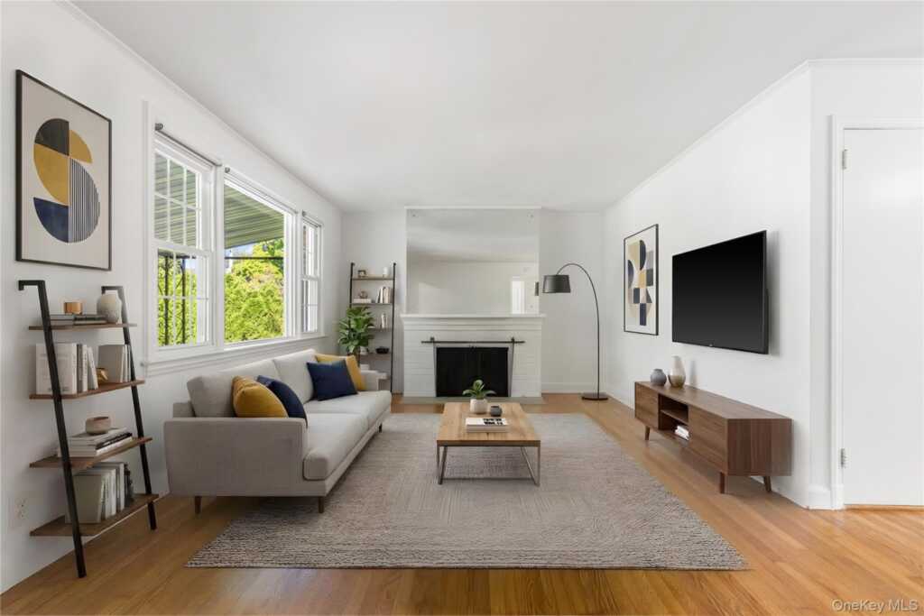 2 Argyle Road, Rye, NY 10573 - Photo 4 of 22