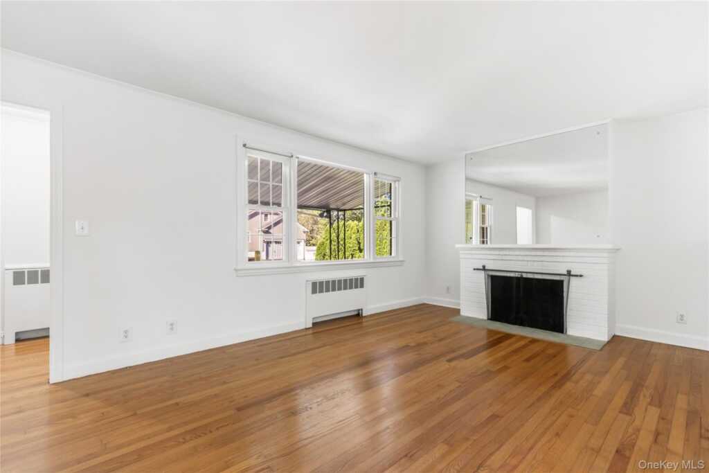 2 Argyle Road, Rye, NY 10573 - Photo 5 of 22