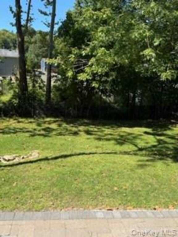 343 Ehrhardt Road, Pearl River, NY 10965 - Photo 24 of 30