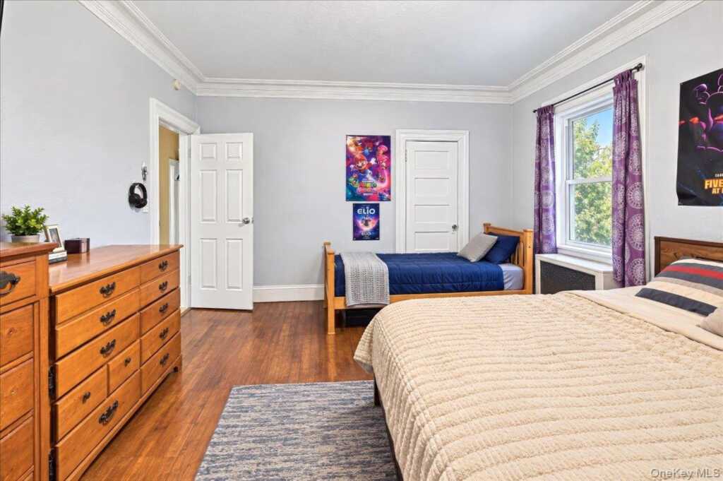 20 Edgewood Park, New Rochelle, NY 10801 - Photo 25 of 31