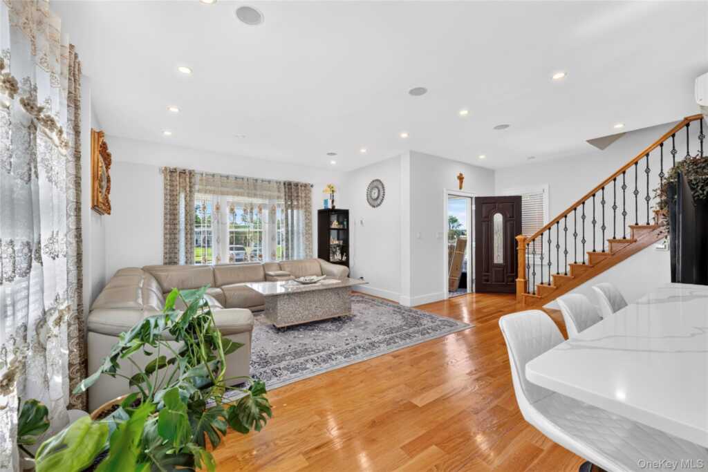 8 Highview Avenue, Nanuet, NY 10954 - Photo 9 of 41
