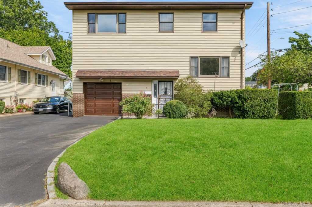1 W Glen Avenue, Rye, NY 10573 - Photo 2 of 34
