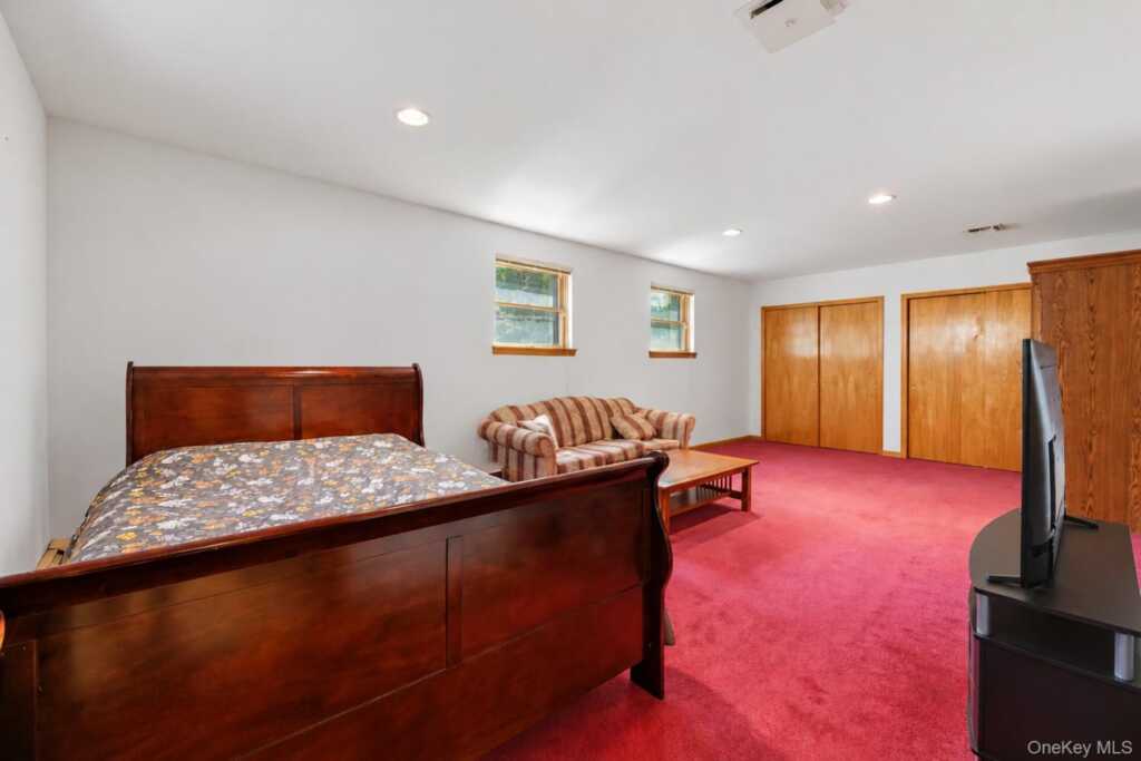 1 W Glen Avenue, Rye, NY 10573 - Photo 22 of 34