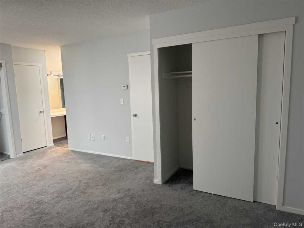 161 Treetop Circle, Unit #161, Nanuet, NY 10954 - Photo 23 of 41