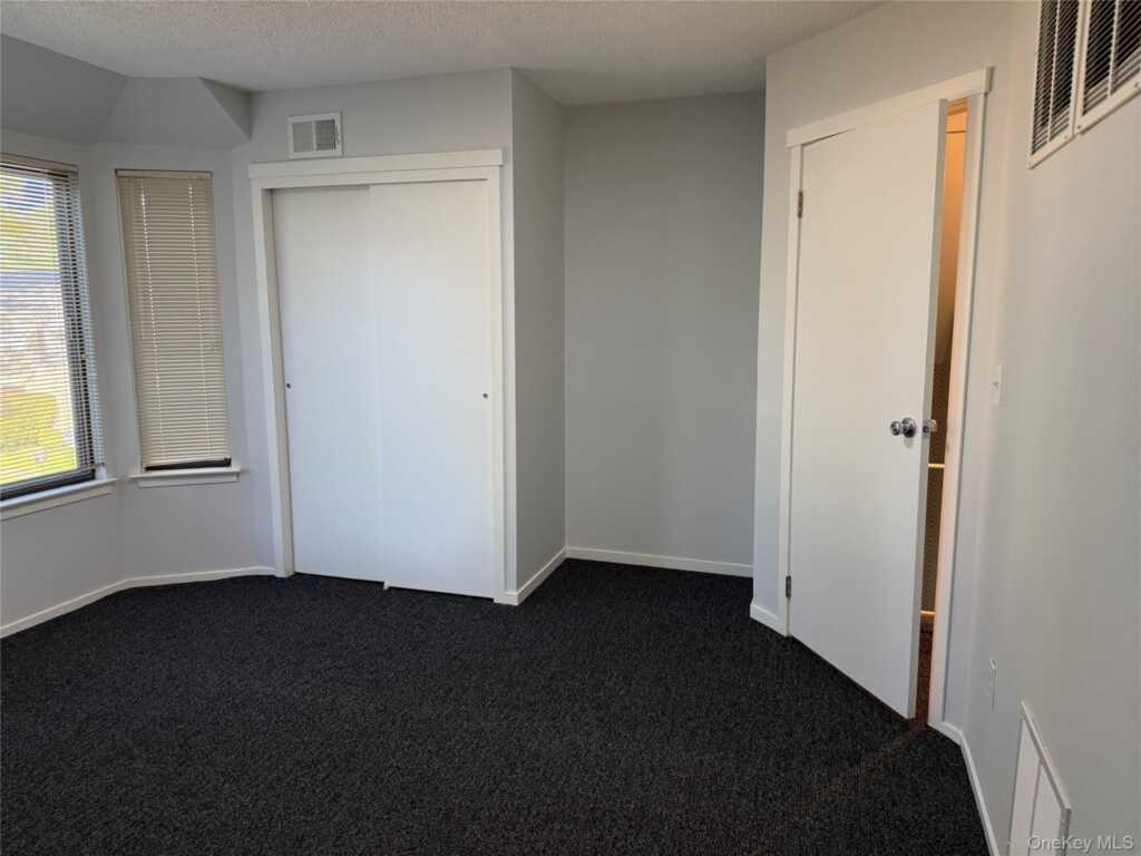 161 Treetop Circle, Unit #161, Nanuet, NY 10954 - Photo 27 of 41