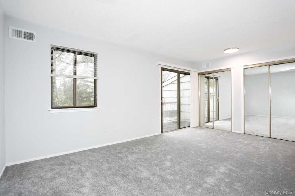 161 Treetop Circle, Unit #161, Nanuet, NY 10954 - Photo 28 of 41