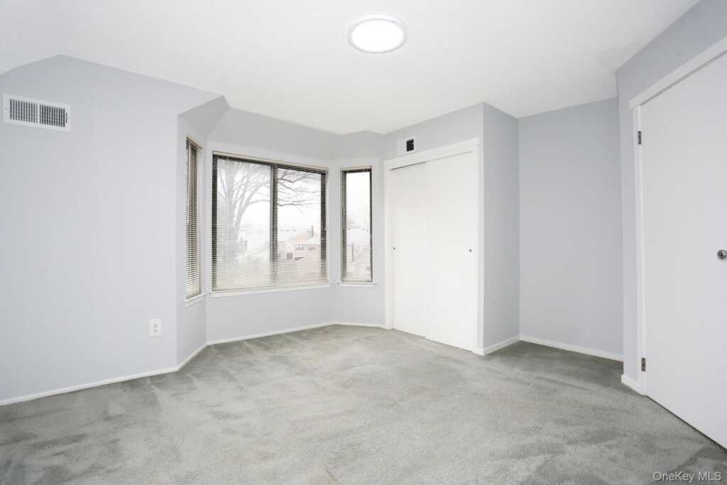 161 Treetop Circle, Unit #161, Nanuet, NY 10954 - Photo 36 of 41