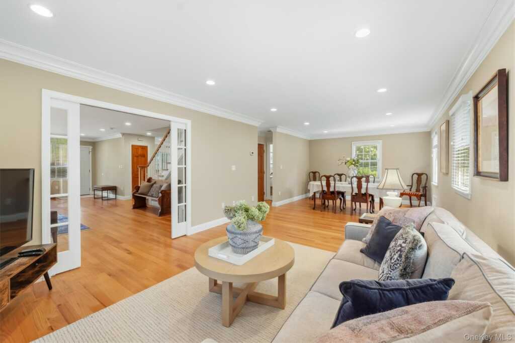87 Bolton Avenue, White Plains, NY 10605 - Photo 10 of 47