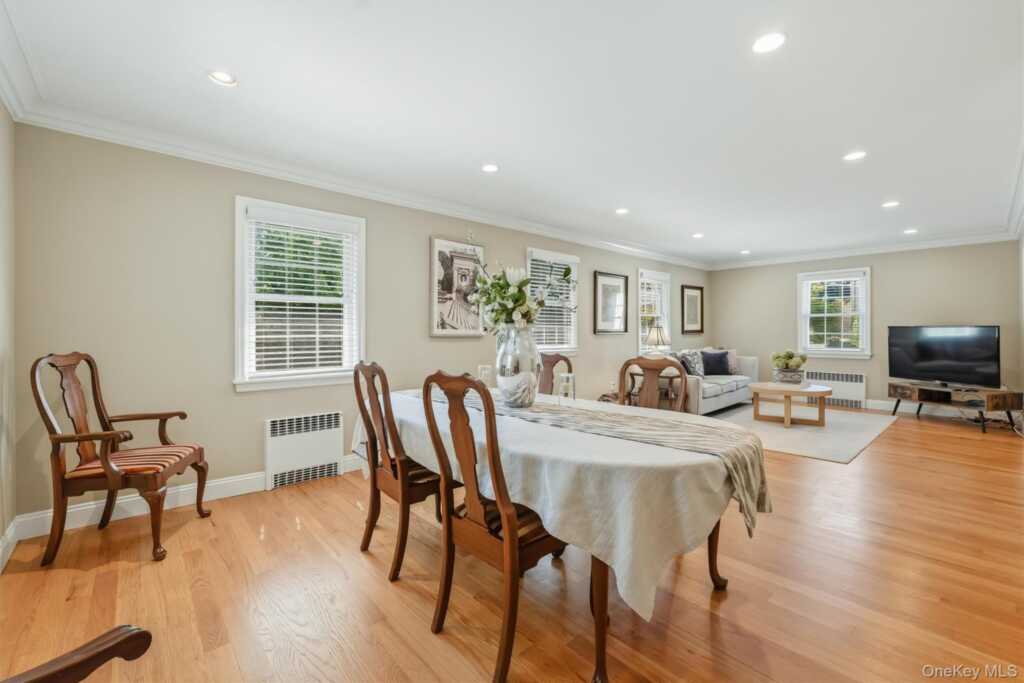 87 Bolton Avenue, White Plains, NY 10605 - Photo 13 of 47