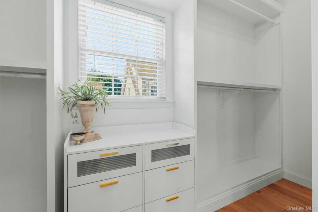 87 Bolton Avenue, White Plains, NY 10605 - Photo 23 of 47