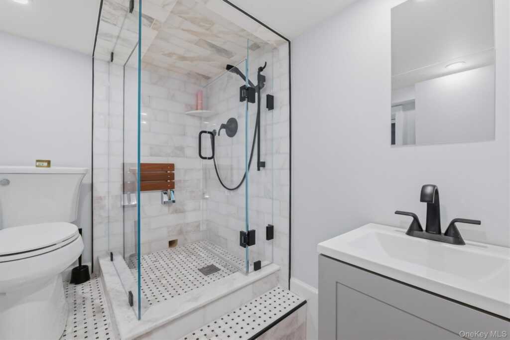 87 Bolton Avenue, White Plains, NY 10605 - Photo 32 of 47