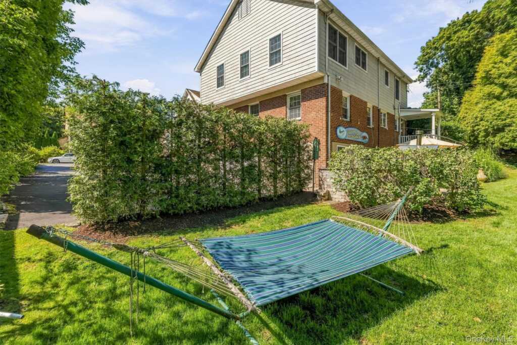 87 Bolton Avenue, White Plains, NY 10605 - Photo 42 of 47