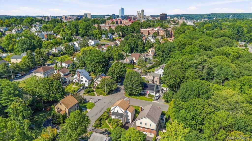 87 Bolton Avenue, White Plains, NY 10605 - Photo 45 of 47