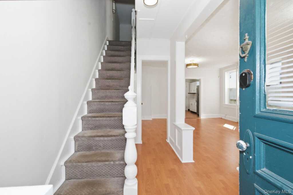 46-48 Robertson Avenue, White Plains, NY 10606 - Photo 3 of 23