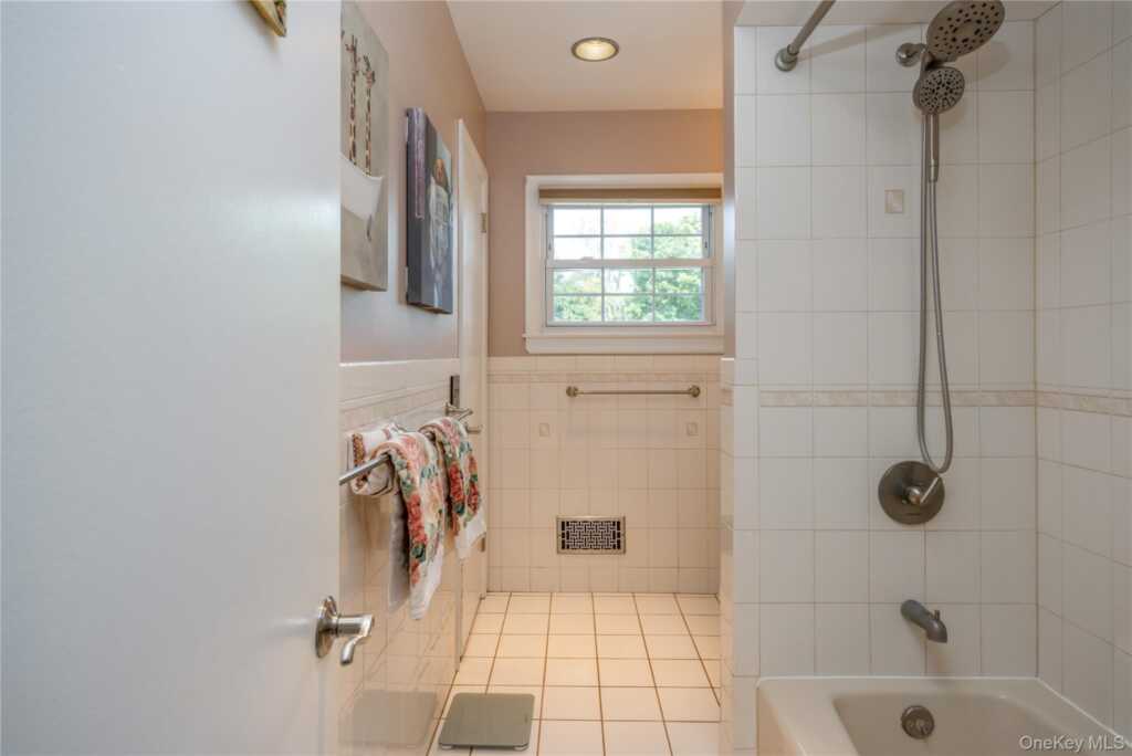 87 Filors Lane, Stony Point, NY 10980 - Photo 13 of 26