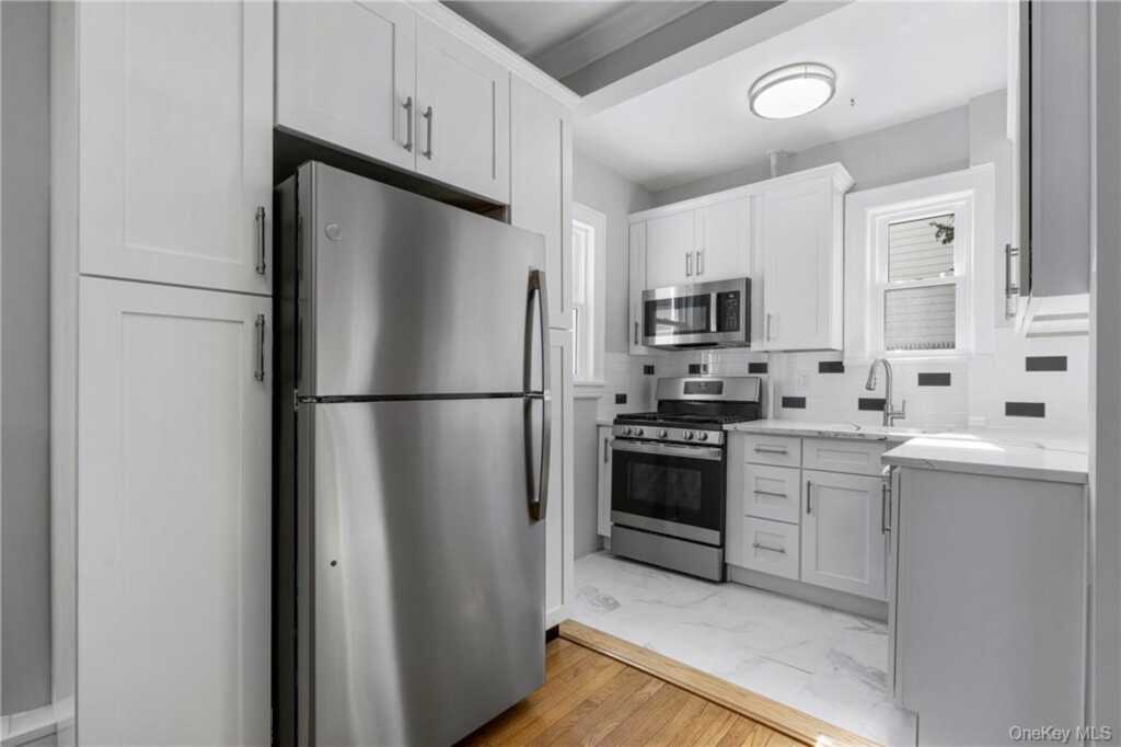 10 Lafayette Street, Unit #1R, New Rochelle, NY 10805 - Photo 10 of 21