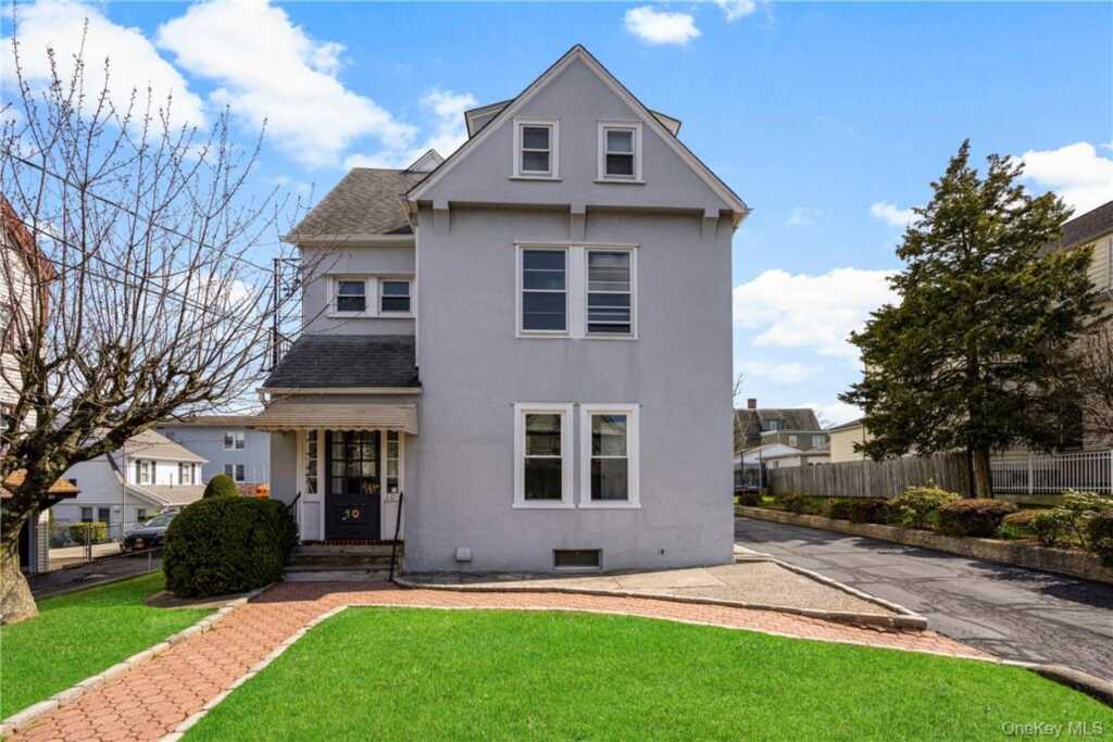 10 Lafayette Street, Unit #1R, New Rochelle, NY 10805 - Photo 2 of 21