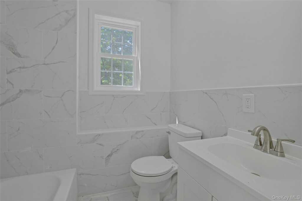 15 Waldron Avenue, Nyack, NY 10960 - Photo 17 of 44