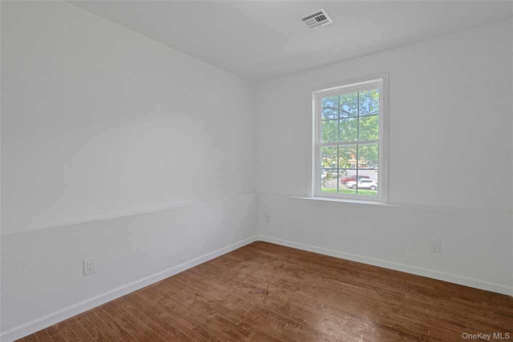 15 Waldron Avenue, Nyack, NY 10960 - Photo 18 of 44